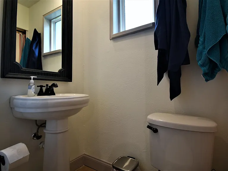 4641 Blount Ave — Photo 16