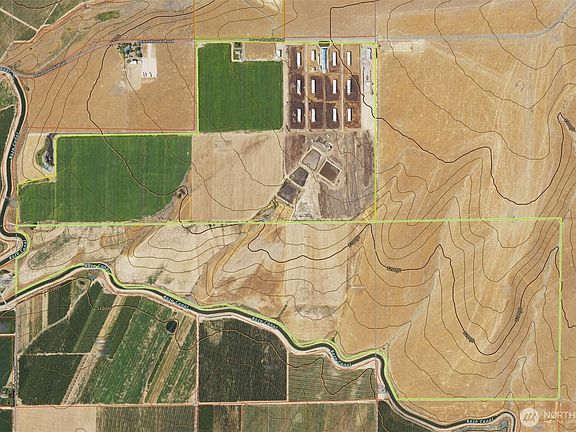 2nd image of 1400 Lewandowski Road