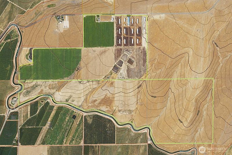 2nd image of 1400 Lewandowski Road