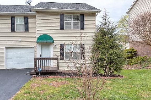 2nd image of 124 Arrowhead Dr #0