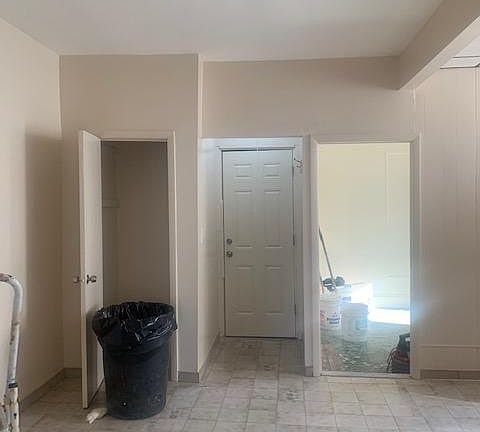 3rd image of 1862 W 4th St #2R
