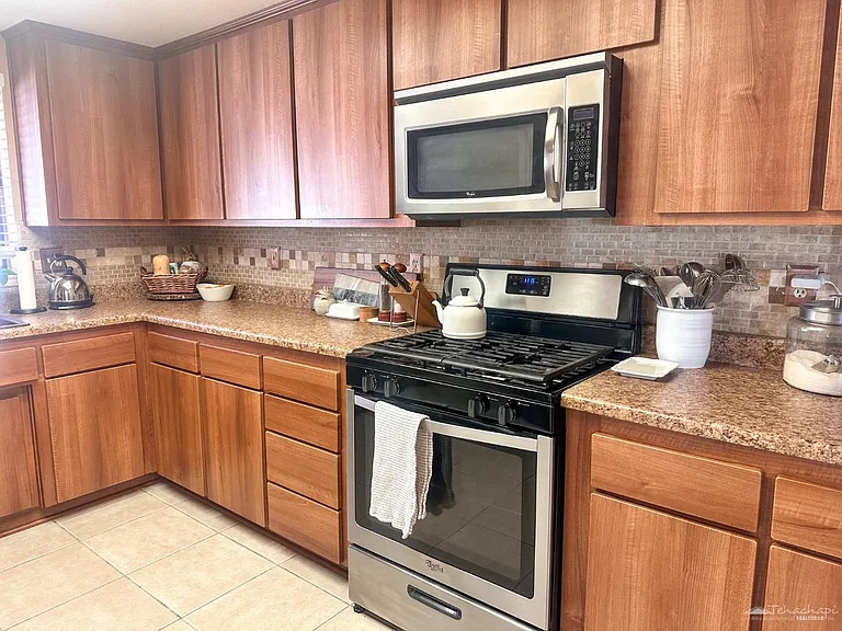 30121 Caddy Ln — Photo 9