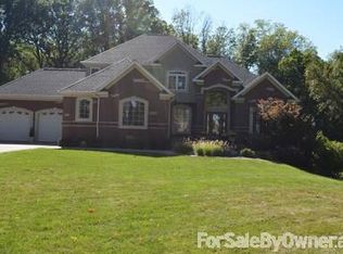 6302 Autumn Ridge Ct, Decatur, IL 62521