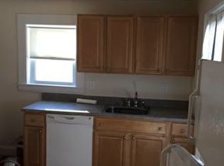 12 Rifle Ct, Watertown, MA 02472