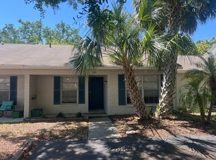 288 Kent Pl, Safety Harbor, FL 34695