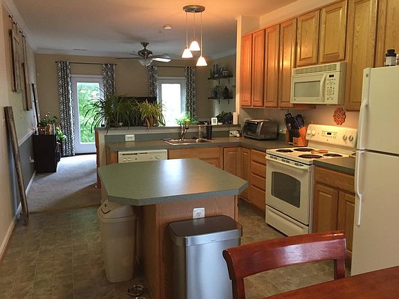 View from the kitchen toward the livingroom
