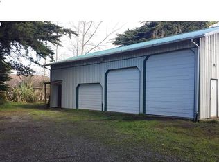 100 17th St SE, Bandon, OR 97411