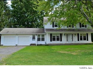 9014 North Rd, Bridgeport, NY 13030