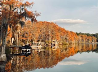 516 Blue Pond Cir, Ponce De Leon, FL 32455