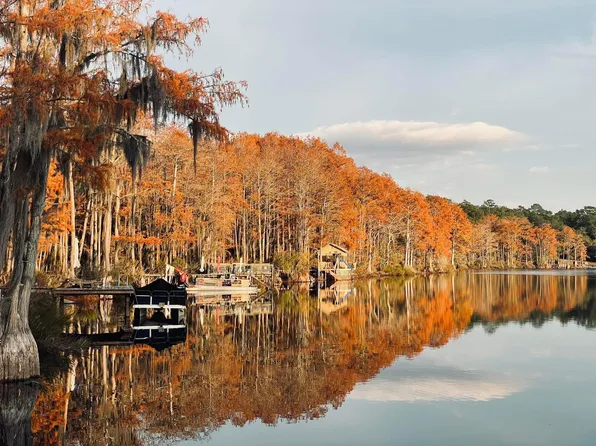 516 Blue Pond Cir, Ponce De Leon, FL 32455