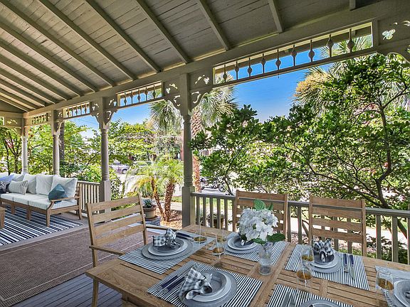 Front Wrap-Around Verandah