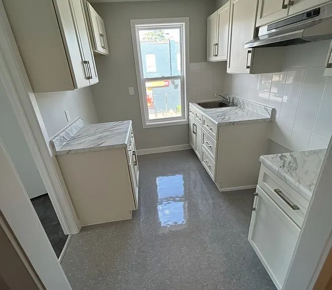 88 Uxbridge Ave #A — Photo 6