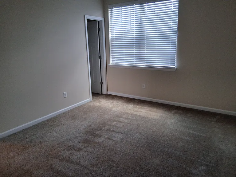 Third floor suite bedroom.