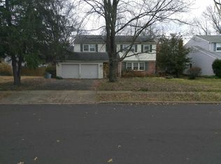 517 Parmentier Rd, Warminster, PA 18974