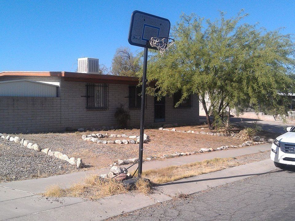 1st image of 2831 W Via Del Santo