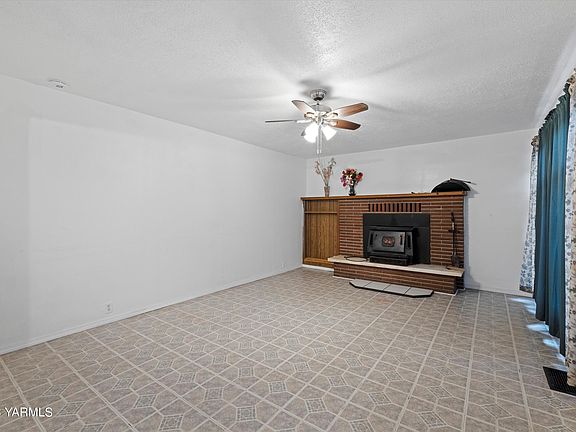 2nd image of 510 S Naches Ave