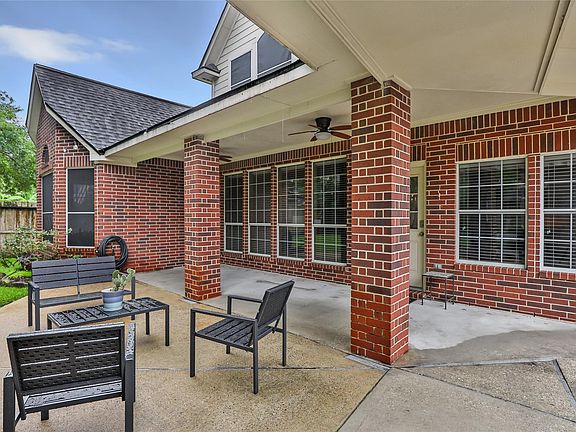 5th image of 3526 Whispering Brook Dr