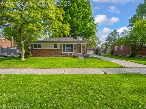 30650 Minton St, Livonia, MI 48150