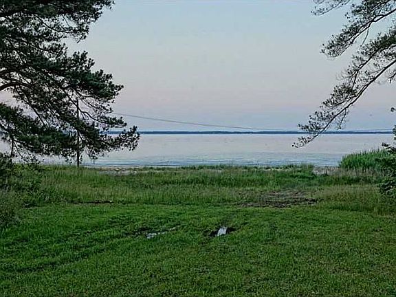 5th image of 22148 Little Beach Ln
