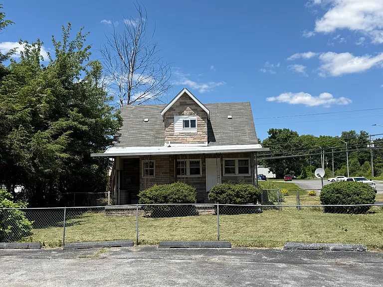 518 Oakvale Rd — Photo 24