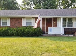 925 S Parkway St, Henderson, KY 42420