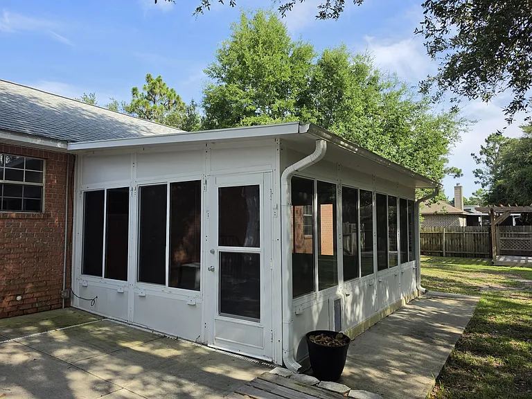 2501 Elkhart Dr — Photo 26