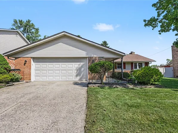 383 Zimmer Dr, Fairborn, OH 45324