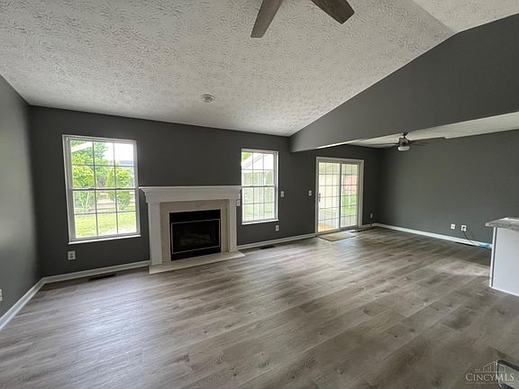 4th image of 1287 Cross Creek Dr