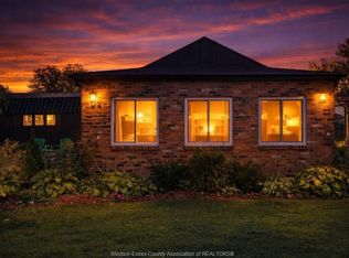 125 Crystal Ln, Essex, ON