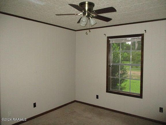 5th image of 206 Cotton St