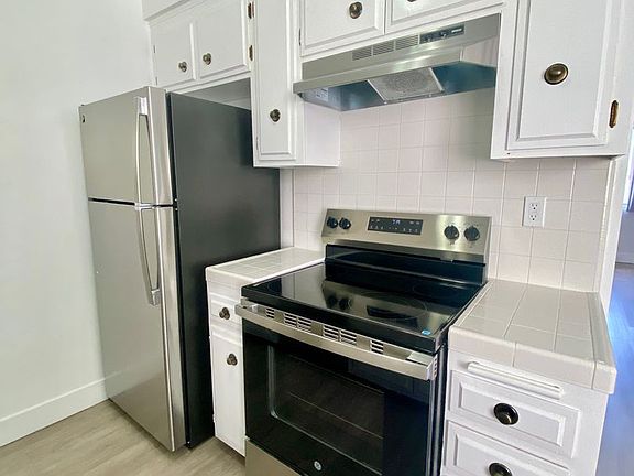 4th image of 11963 Walnut Ln #156-4