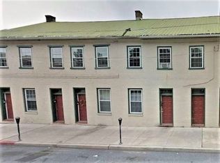 7 W Market St #2, Marietta, PA 17547