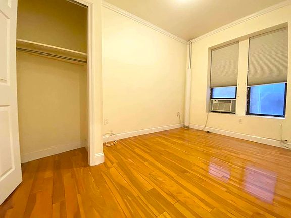 4th image of 442 3rd Ave APT 2