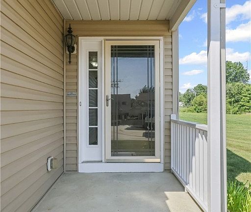 2nd image of 585 Birch Hill Dr Unit 12