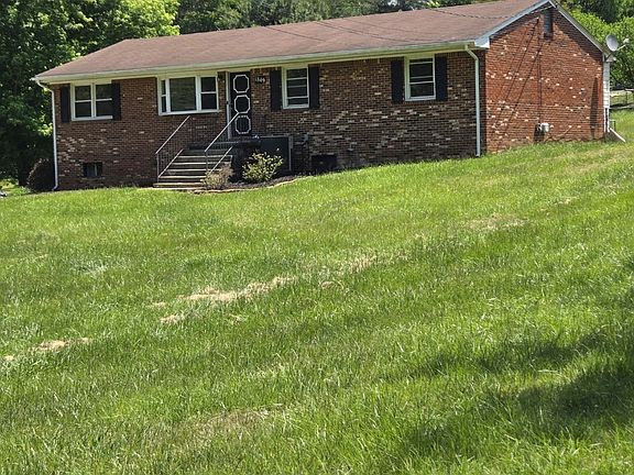 2nd image of 1849 Rainbow Forest Dr