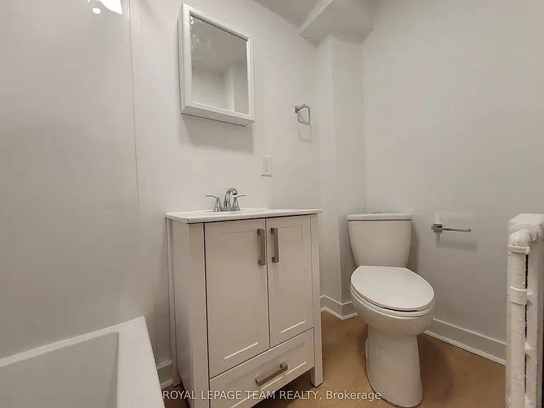 145 Saint Andrew St #1 — Photo 21