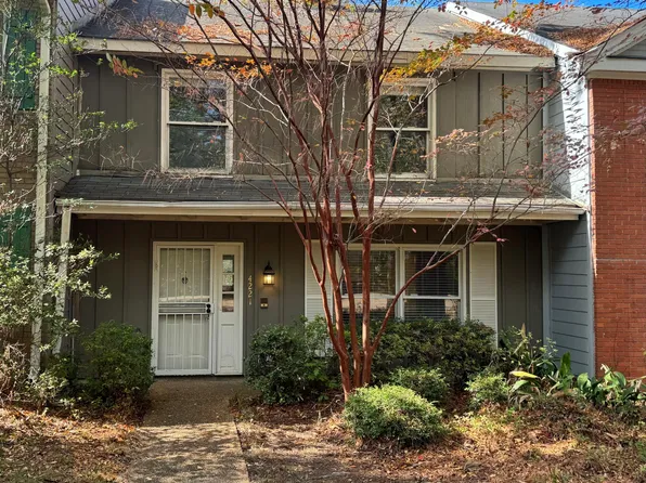 4221 Roxbury Rd, Jackson, MS 39211