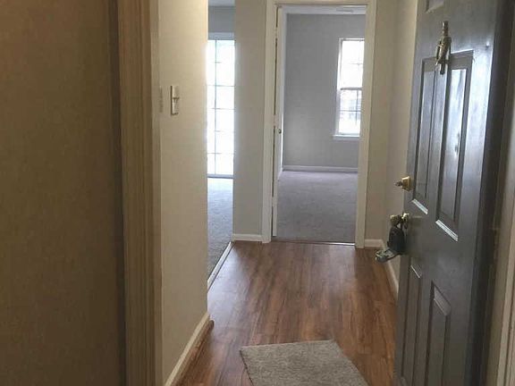 4th image of 12101 Greenwood Ct APT 101
