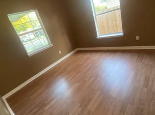 321 N Ruddell St, Denton, TX 76209