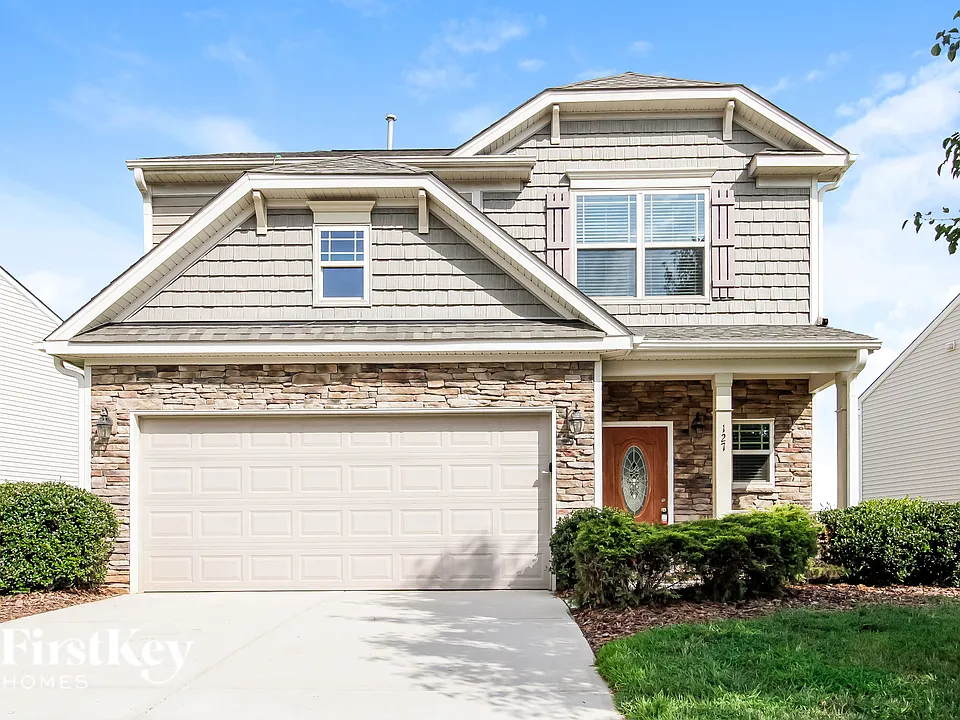 127 Wintergreen Ct