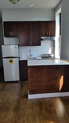 Rented by Lang Realty LLC | media 11