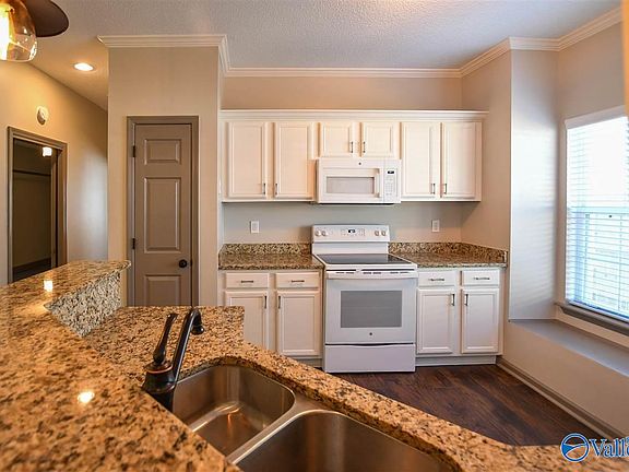 4th image of 101 Bridle Trace Ln #101
