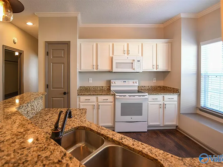 101 Bridle Trace Ln #101 — Photo 4