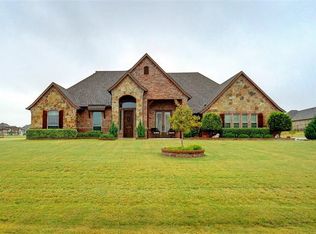321 Steppes Ct, Weatherford, TX 76087