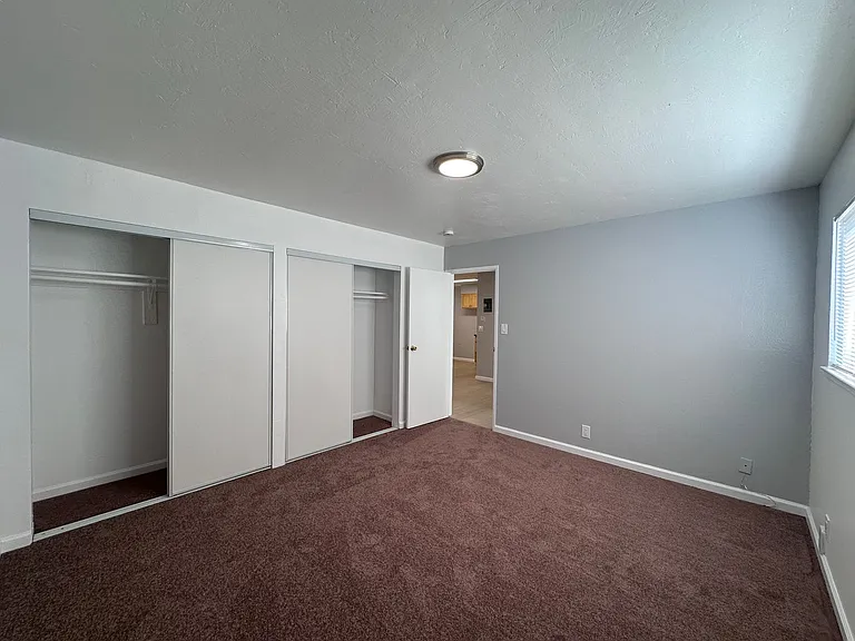 3806 39th Ave — Photo 7