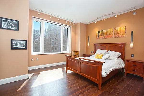 Sold by LG Fairmont Group | media 25