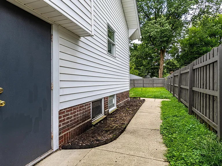 4506 Winthrop Ave — Photo 10