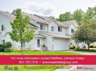 8741 Quarry Ridge Ln UNIT B, Woodbury, MN 55125