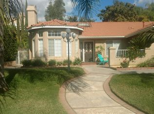 28816 Bristol St, Highland, CA 92346