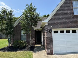 885 Galyon Dr, Southaven, MS 38671